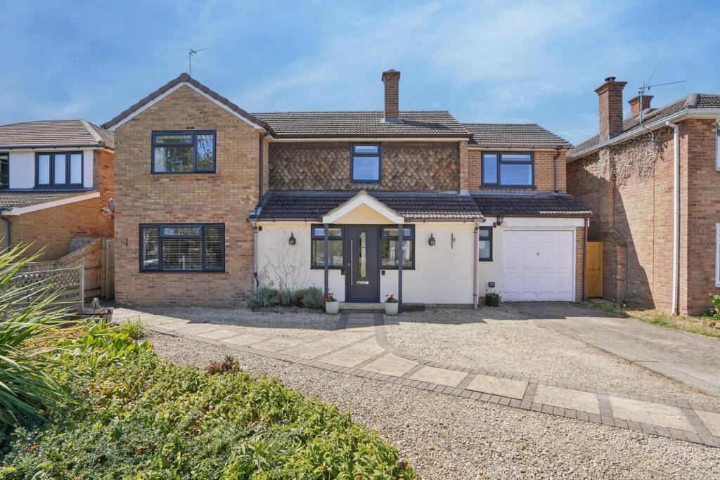 Main image of property: Selwyn Crescent, Radley, OX14