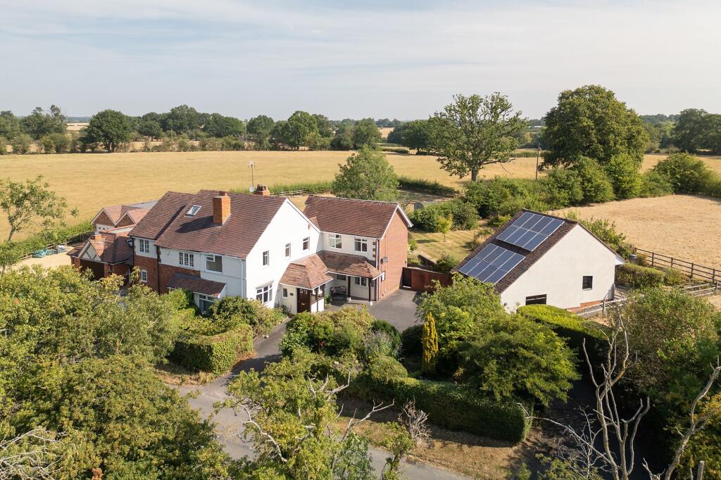 Main image of property: Oldwich Lane East, Kenilworth, CV8