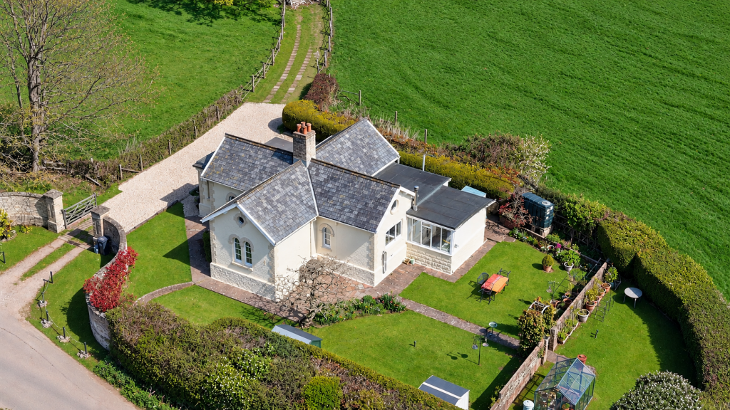 Main image of property: Cullompton