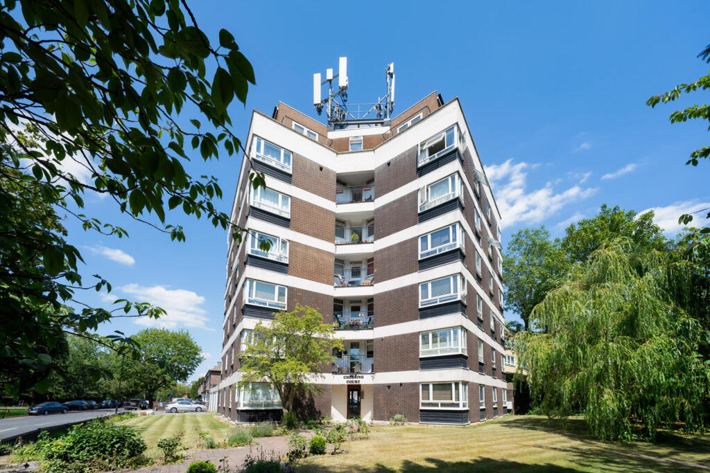 Main image of property: Fortis Green, London