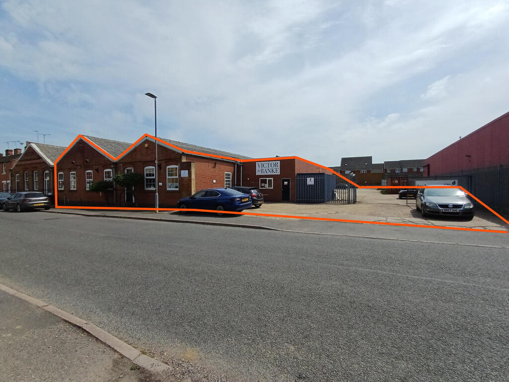 Main image of property: 103 Bath Street, Market Harborough, Leicestershire, LE16 9EJ