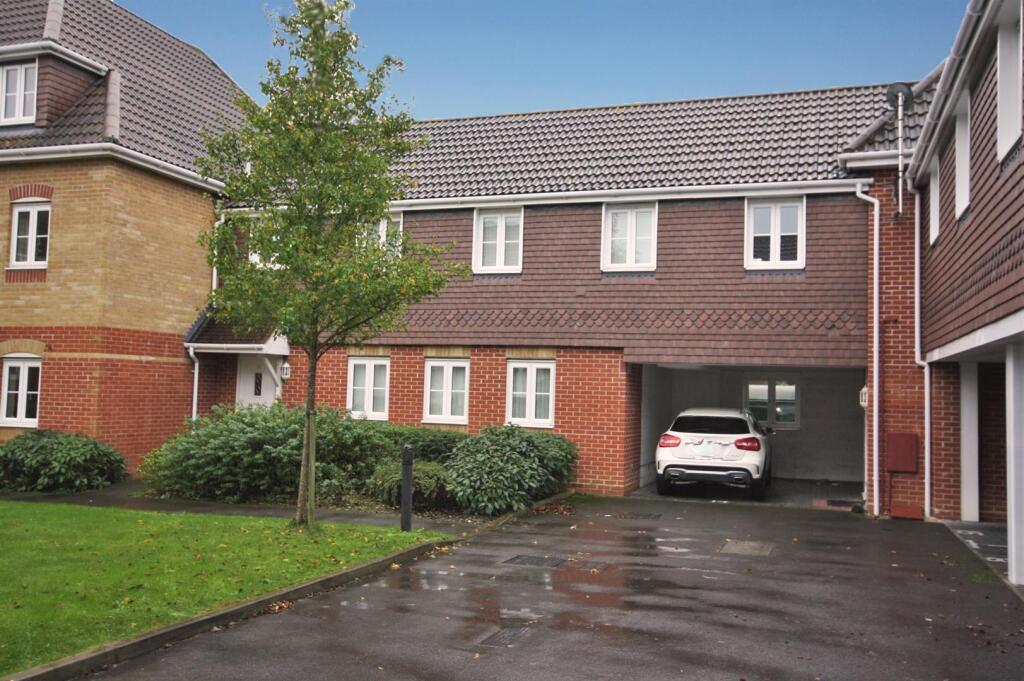 Main image of property: Wiltshire Square, Titchfield Park