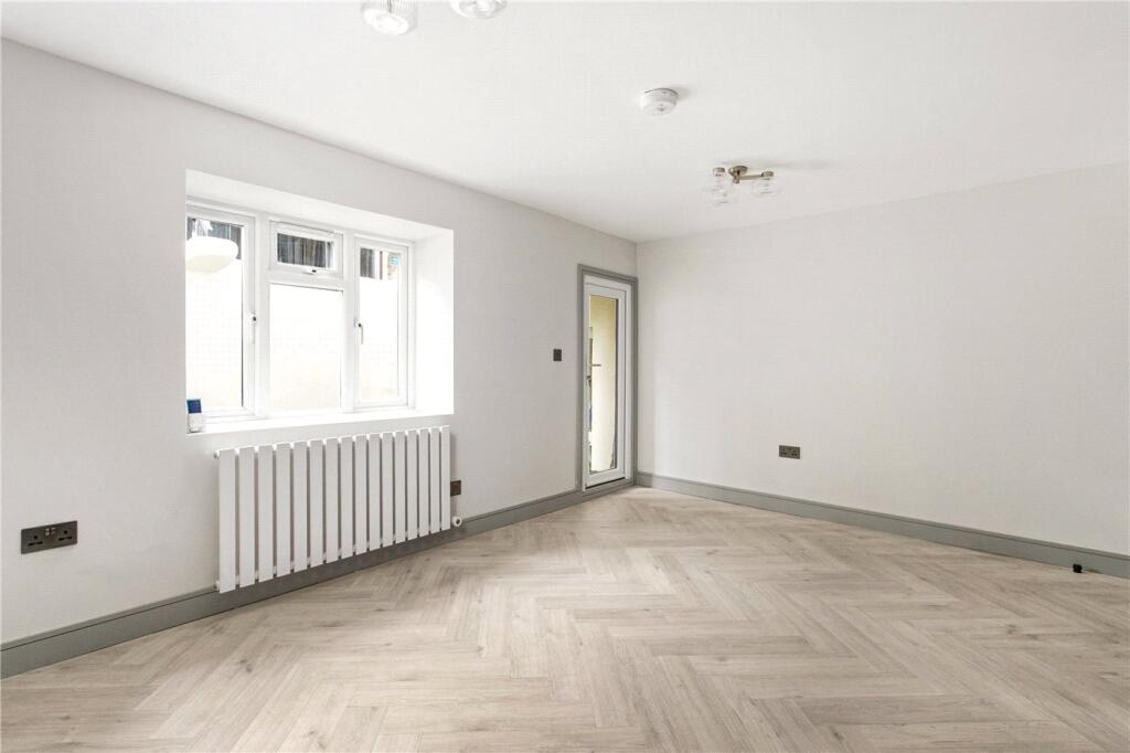 Main image of property: Hamilton Park, London, N5