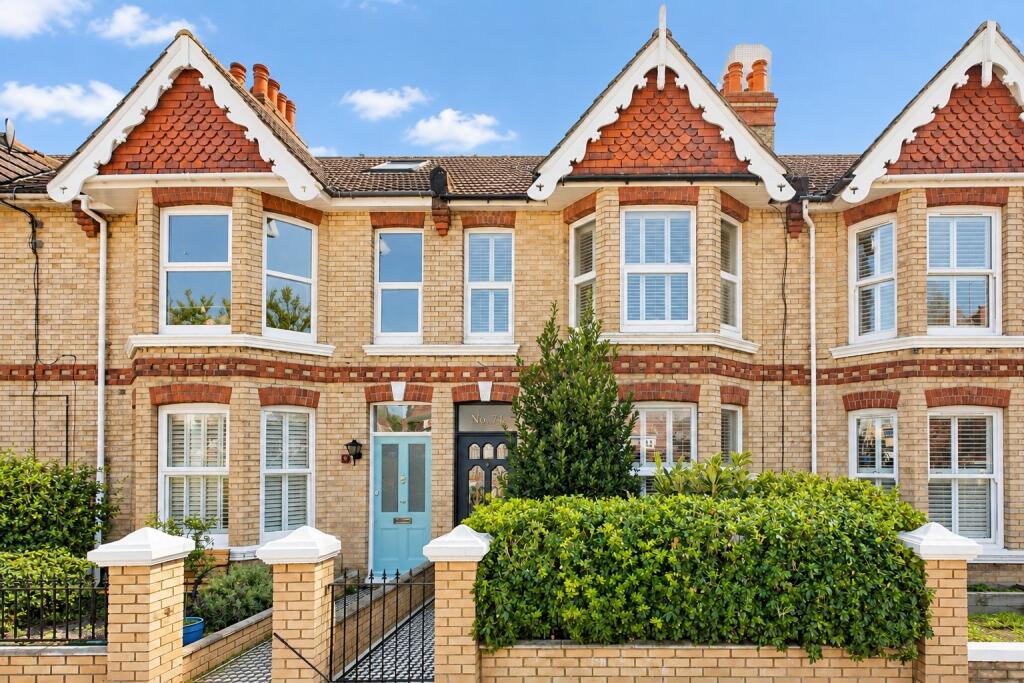 Main image of property: Worcester Villas, Hove