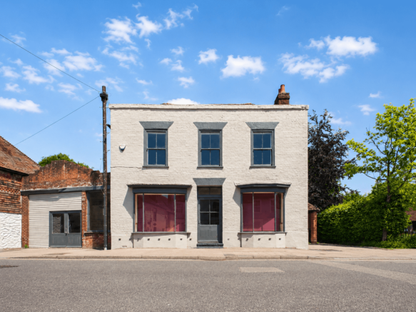 Fantastic Residential &amp; Commercial Split Property