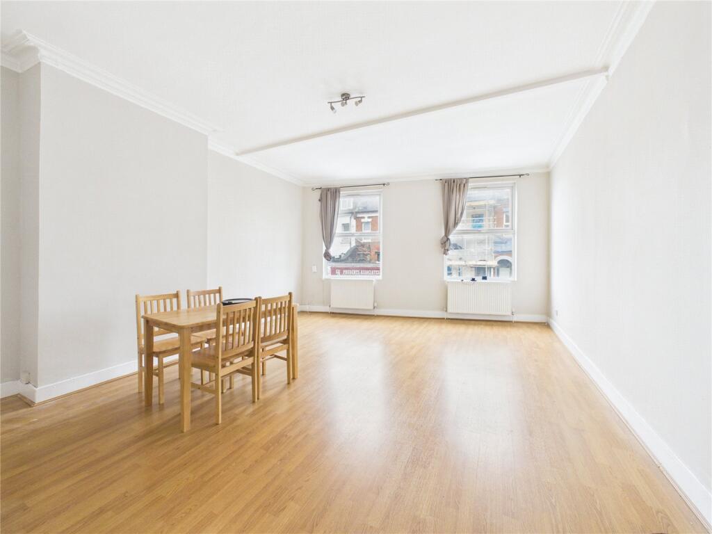 Main image of property: Hoe Street, Walthamstow, E17