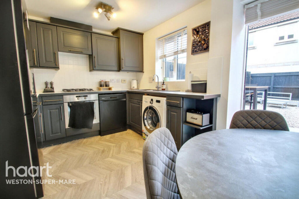 Main image of property: Wakehurst Gardens, WESTON-SUPER-MARE