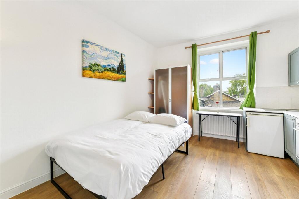 Main image of property: West Cromwell Road, London, SW5