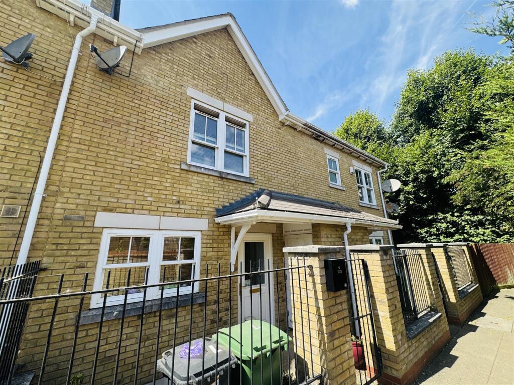 Main image of property: 7 Sage CourtBarmingMaidstoneKent