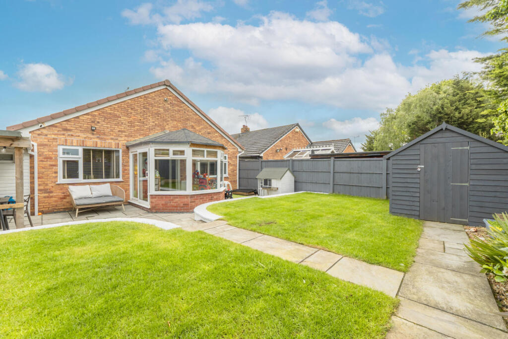 Main image of property: Keepers Close, Drakes Broughton, Pershore, WR10 2BB