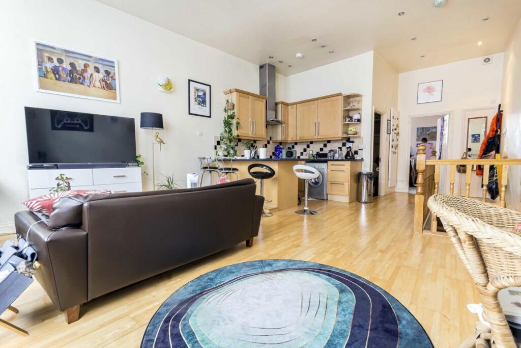 Main image of property: High Street, Acton