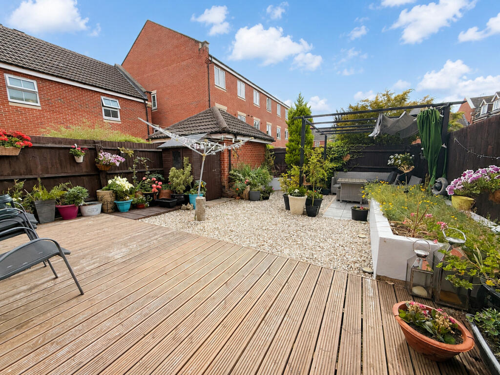 Main image of property: Lynmouth Road, Swindon, SN2 2