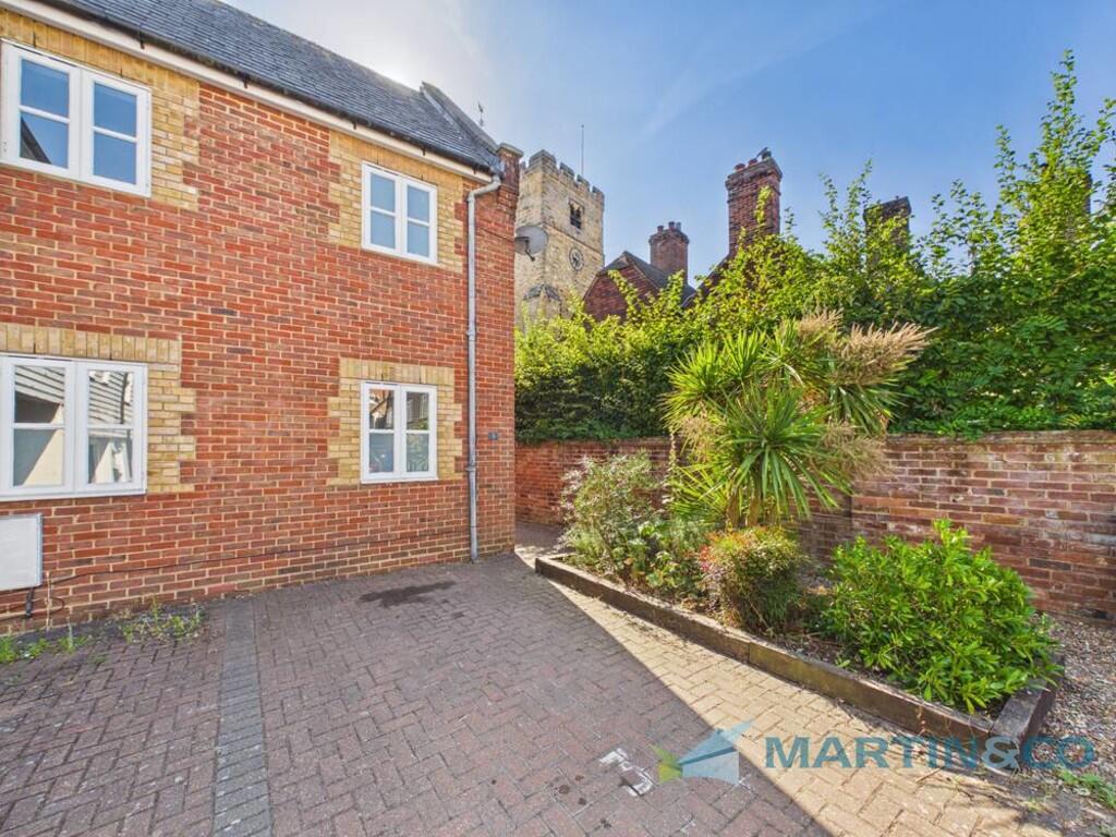 Main image of property: Kinning Row, Tonbridge