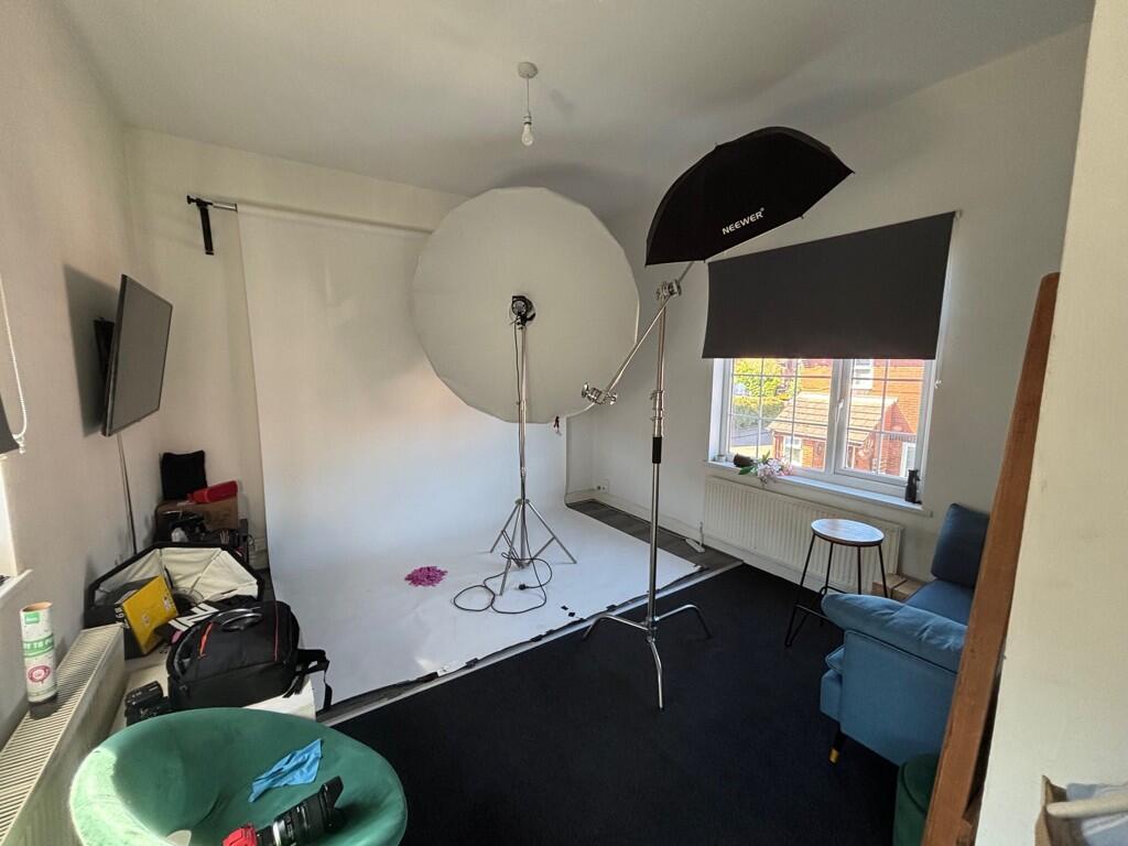 Photo 3