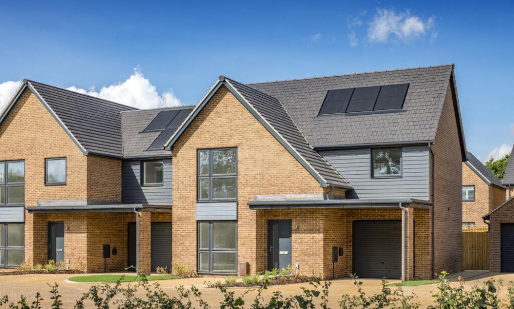 Main image of property: North Mundham, 
West Sussex,
PO201EP