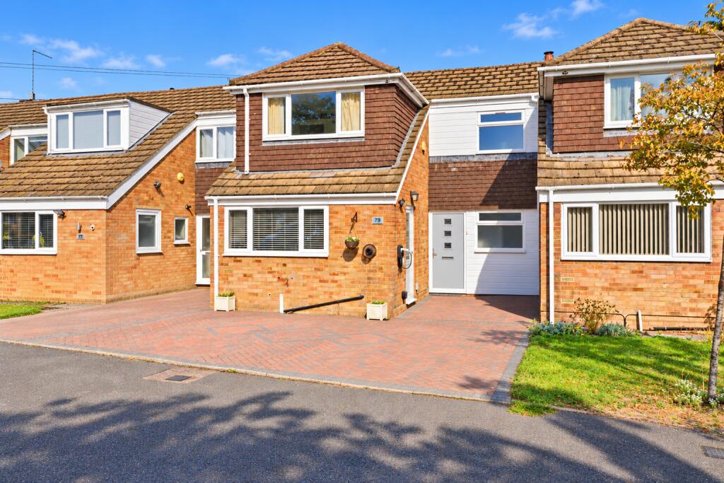 Main image of property: Churchill Road, Dunstable, Bedfordshire, LU6