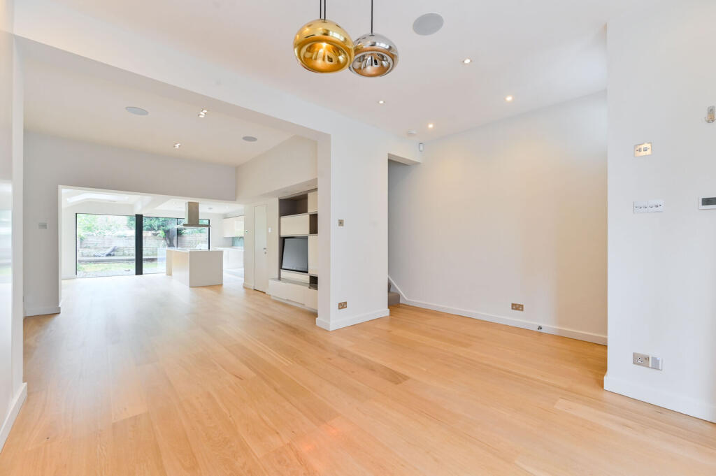 Main image of property: Cambridge Road, Battersea Park, London, SW11