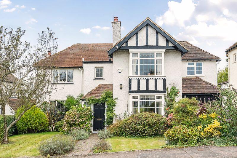 Main image of property: Hythe/Saltwood