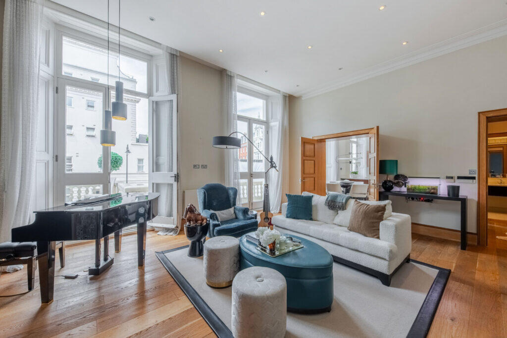 Main image of property: Gloucester Road, London, SW7