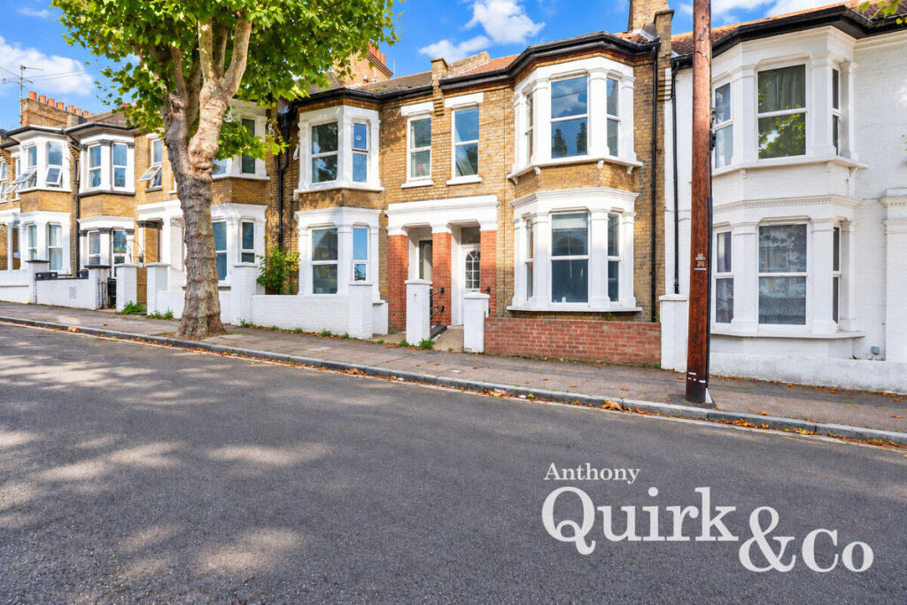 Main image of property: Old Southend Road, Southend-on-sea, SS1