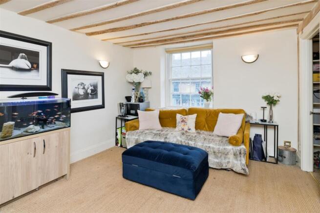 57 High Street - The Flat - First Floor - Sitting
