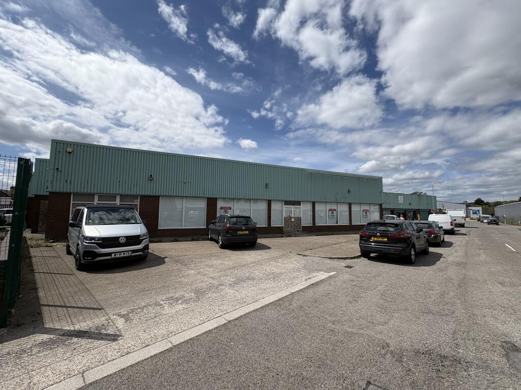 Dominion Way external