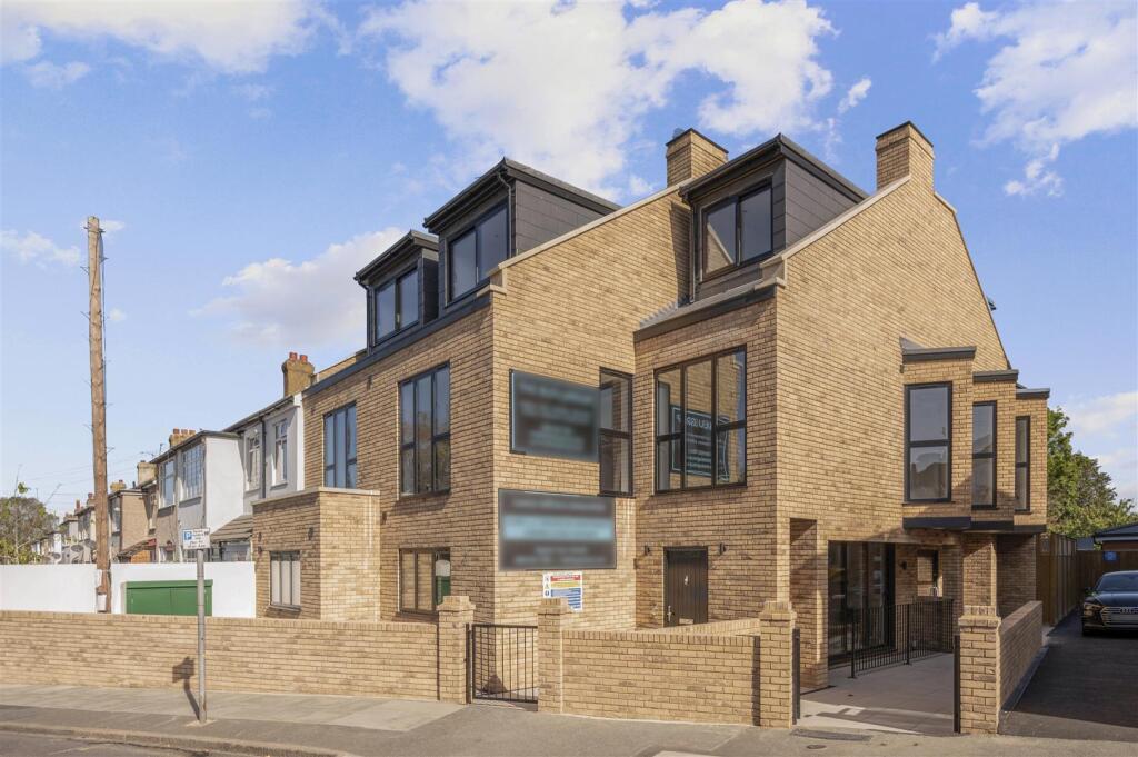 Main image of property: Hazelwood Avenue, Morden