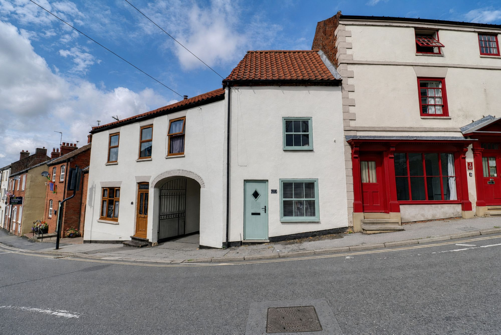 Main image of property: Grimsby Road, Caistor, LN7