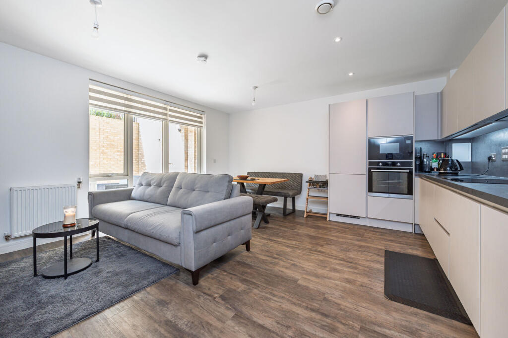 Main image of property: Dollis Valley Drive, High Barnet, Barnet, EN5