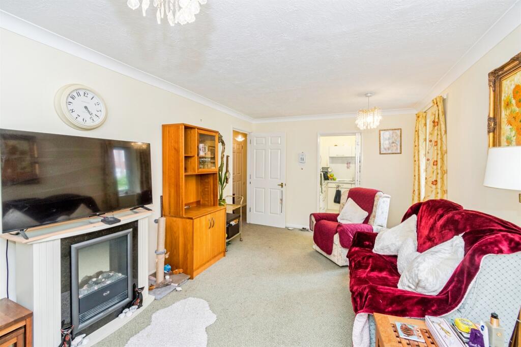 Main image of property: Sherwood Close, Southampton