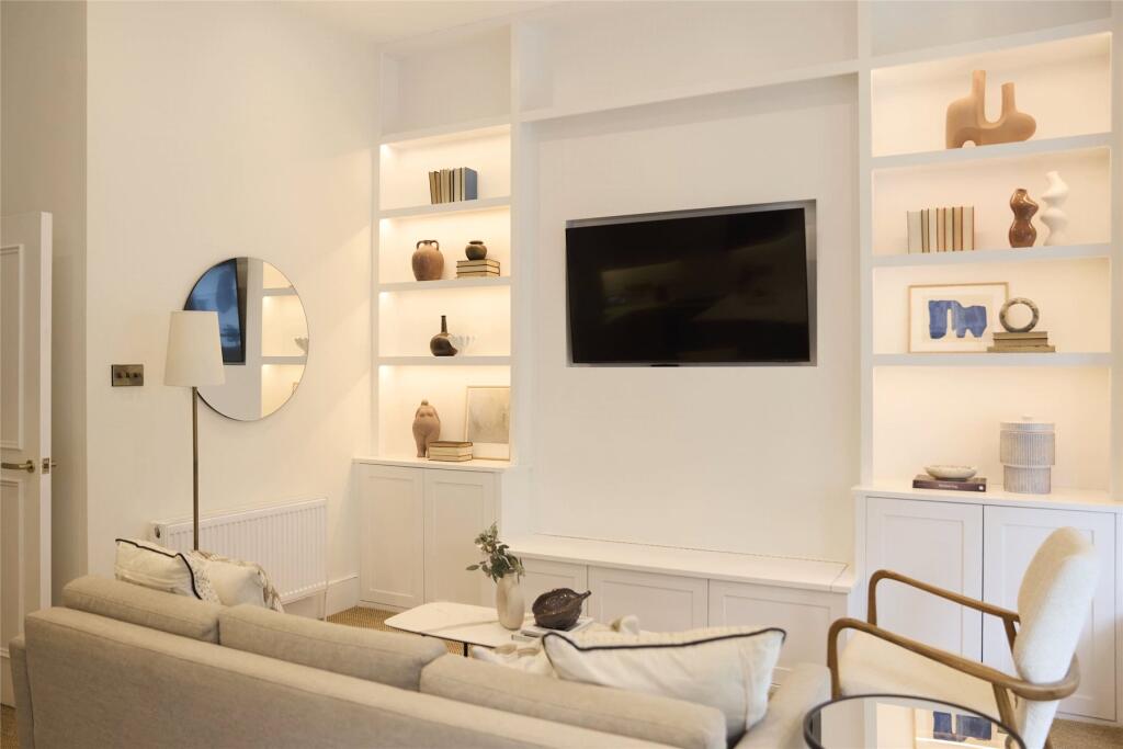 Main image of property: Westgate Terrace, London, SW10