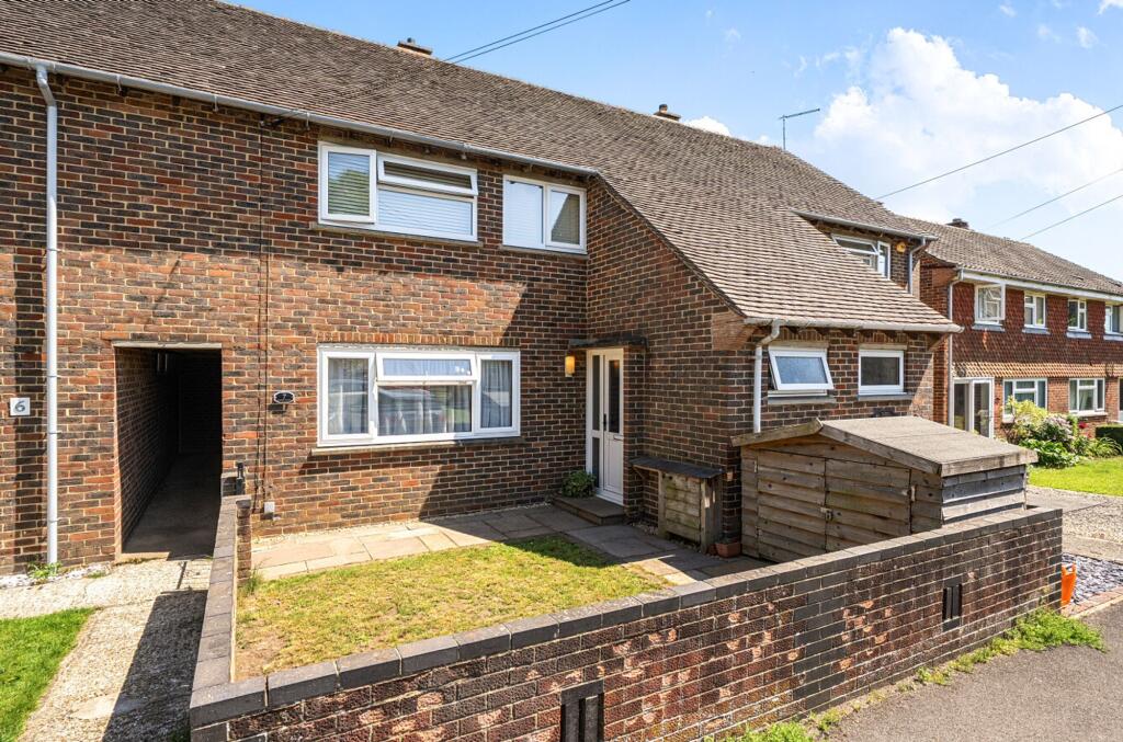 Main image of property: Kirkby Close, Boxgrove, PO18