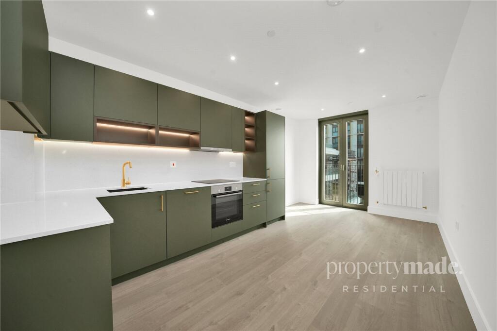 Main image of property: Redwood Tower, 5 Affinity View, London, E16