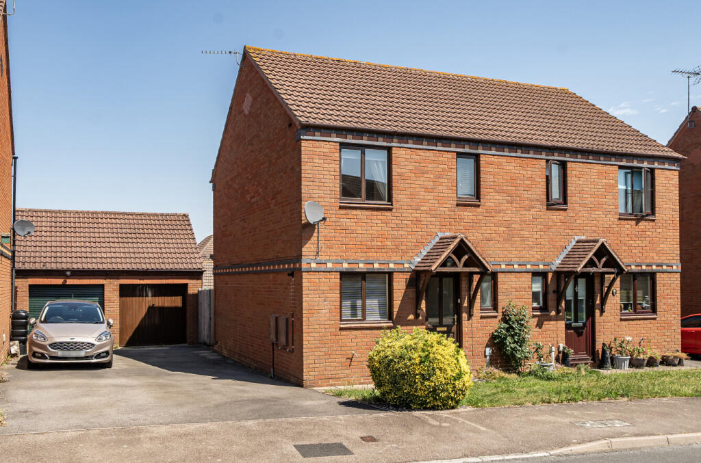 Main image of property: Mowbray Avenue, Tewkesbury, Gloucestershire