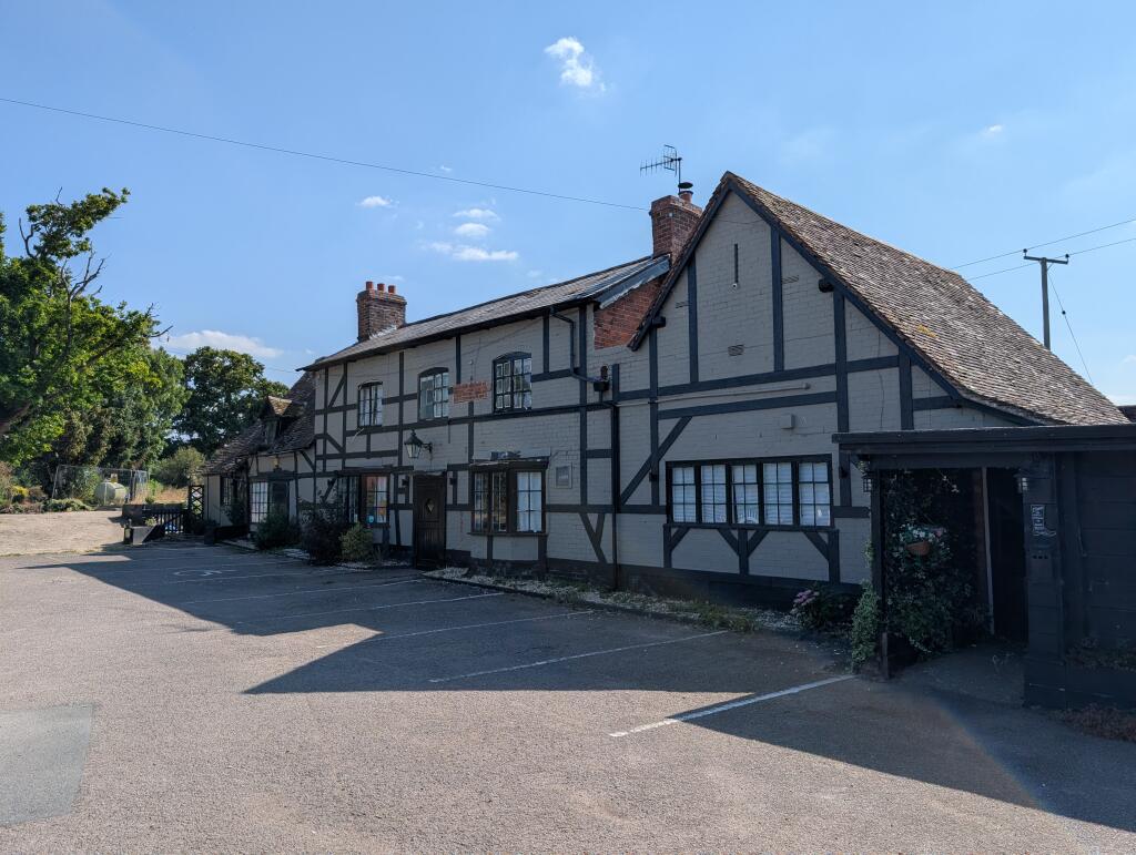 Main image of property: Three Horseshoes Inn, Three Horse Shoes Inn, Ryknild Street, Wixford, Warwickshire