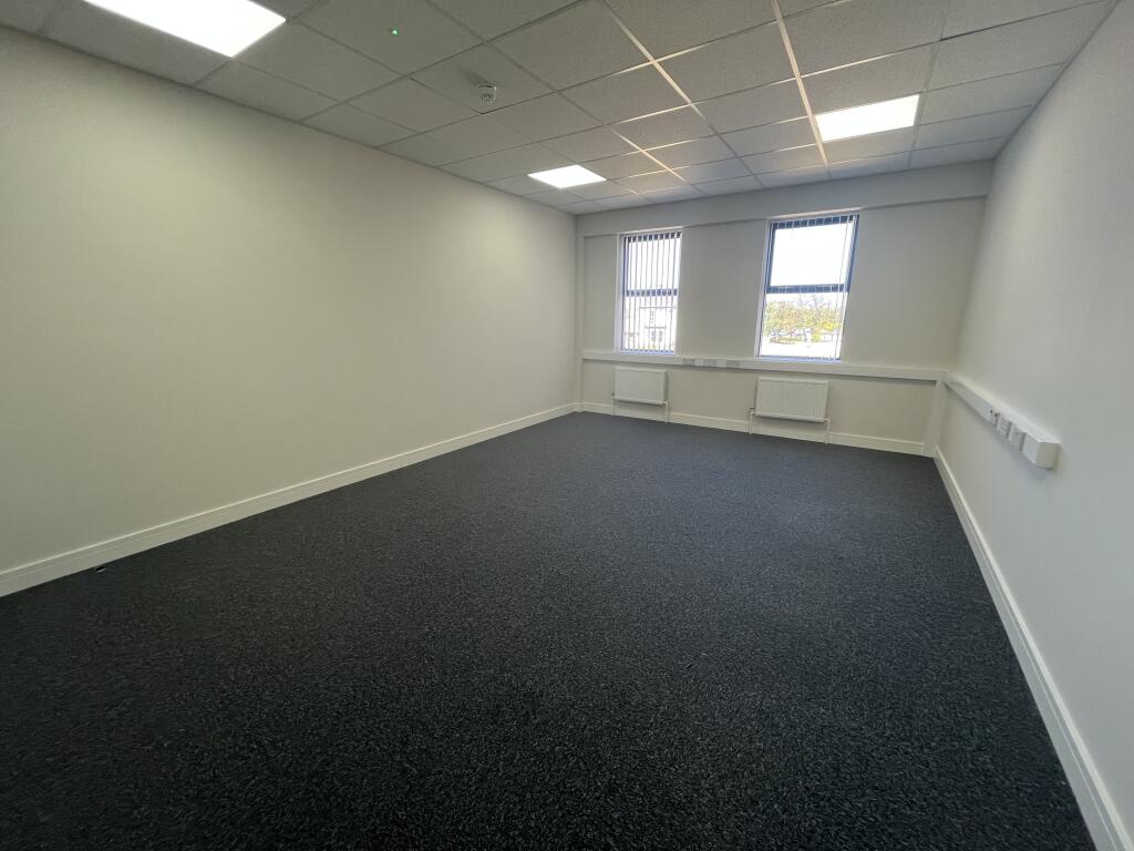 300sqft office