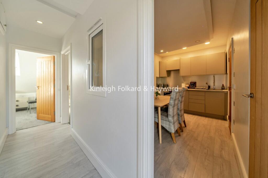 Main image of property: Rosedene Avenue, London, SW16
