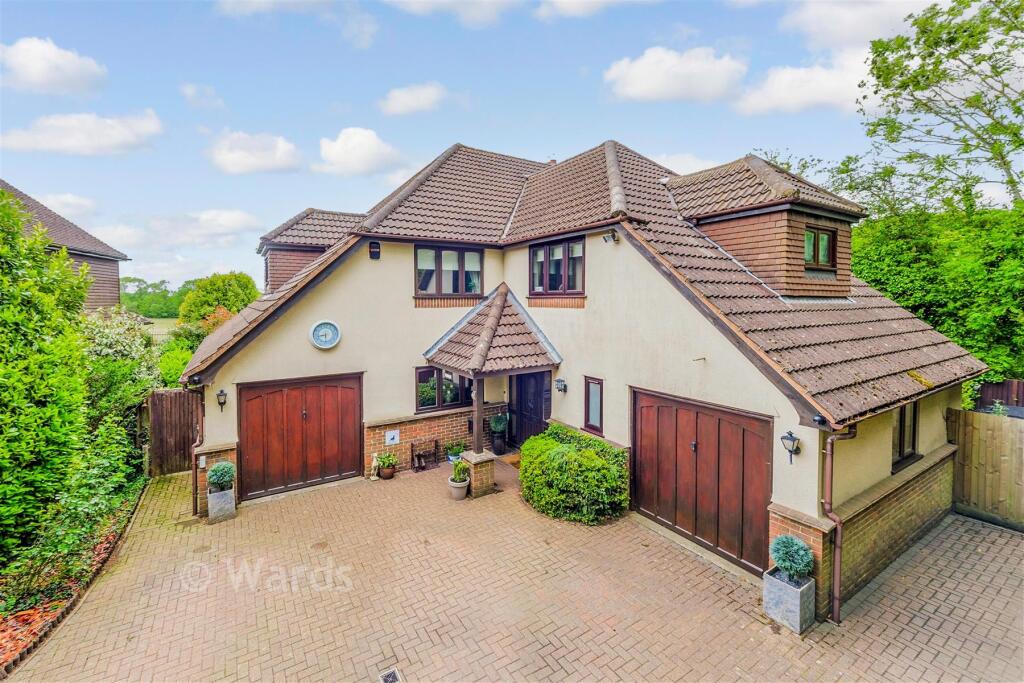 Main image of property: Millers Walk, Meopham, Kent