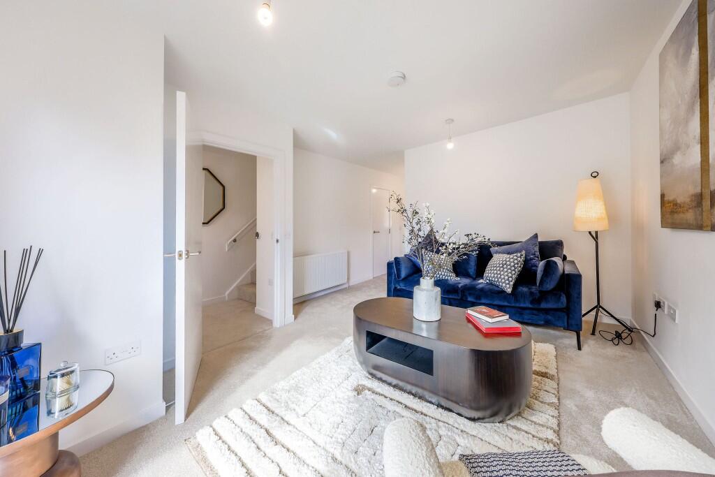 Main image of property: Muirhouse Green,
Edinburgh,
EH44QY
