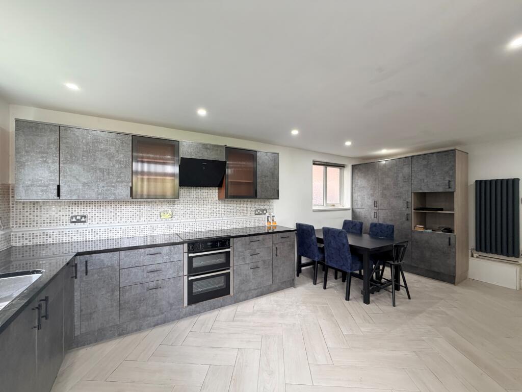 Main image of property: Egerton Road, Hale, WA15 8EE