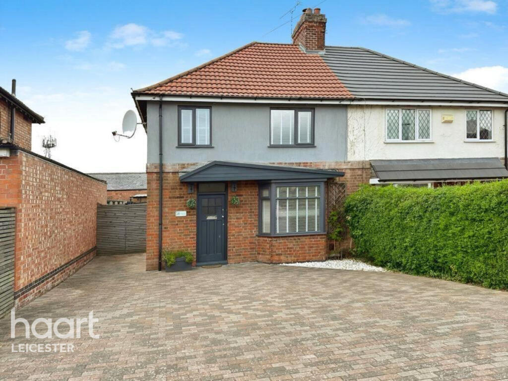 Main image of property: Grosvenor Crescent, Leicester