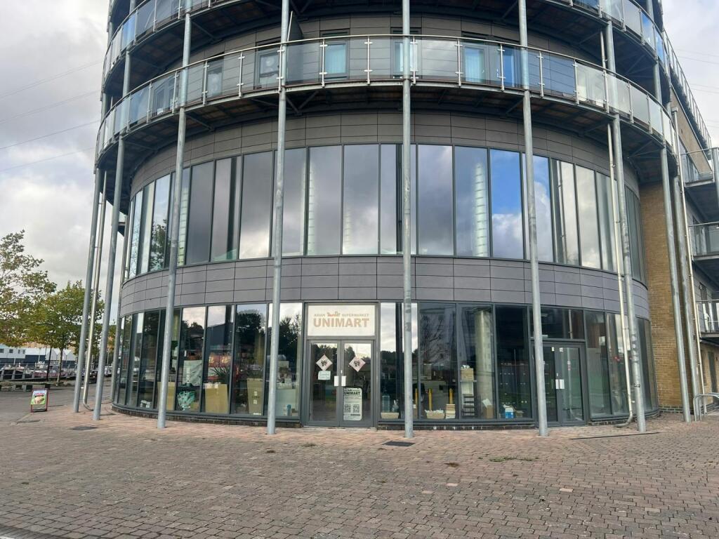 Main image of property: 1 Ballantyne Drive, Colchester, CO2 8XZ