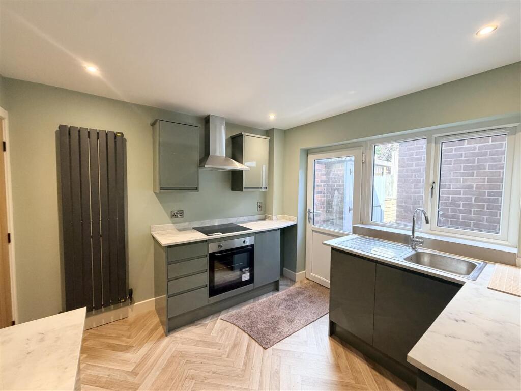 Main image of property: Hencroft, Leek