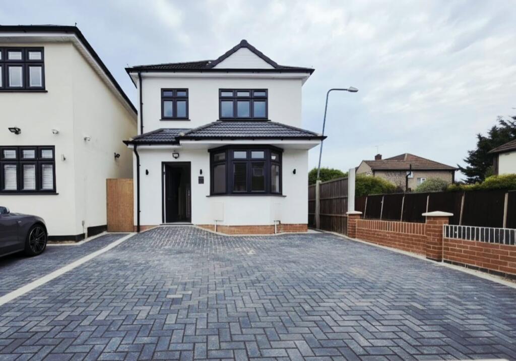 Main image of property: Fairview Road, Chigwell, Redbridge