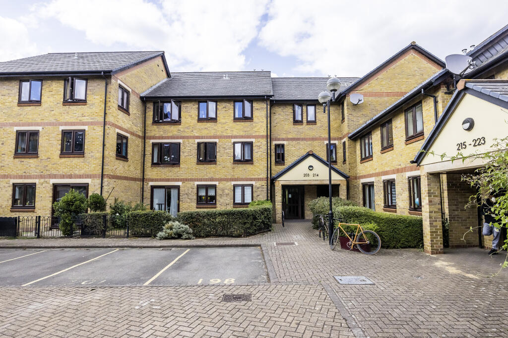 Main image of property: Riverside Close, Hackney, London