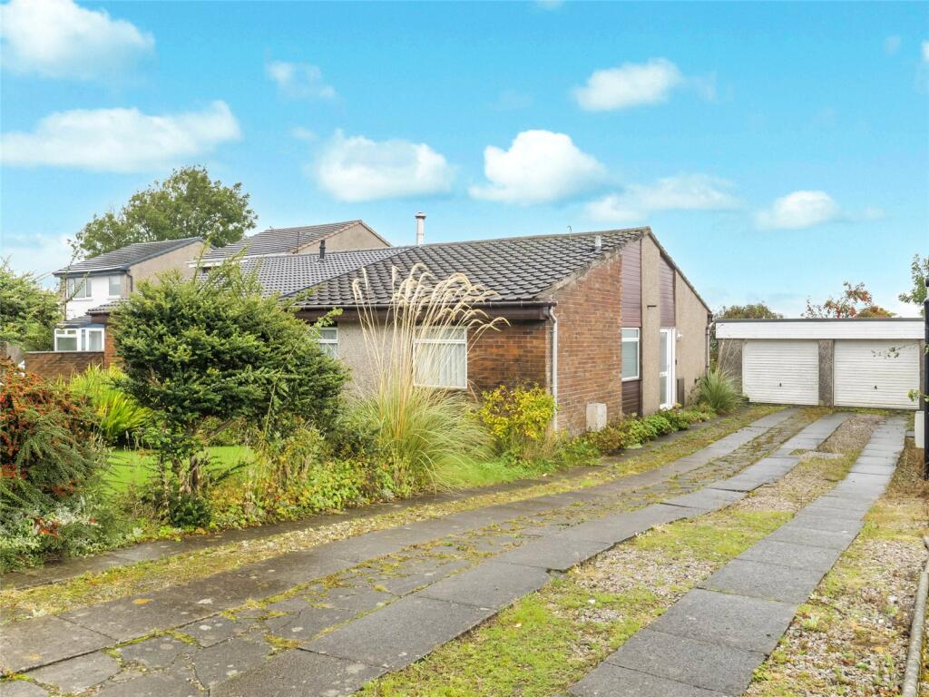 Main image of property: Park Gardens, Kilbarchan, PA10