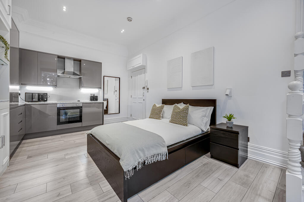 Main image of property: Draycott Place, Kensington And Chelsea, London