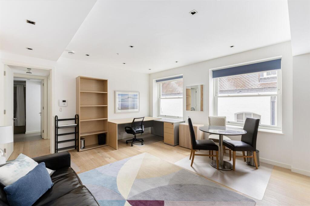 Main image of property: Essex Street, London