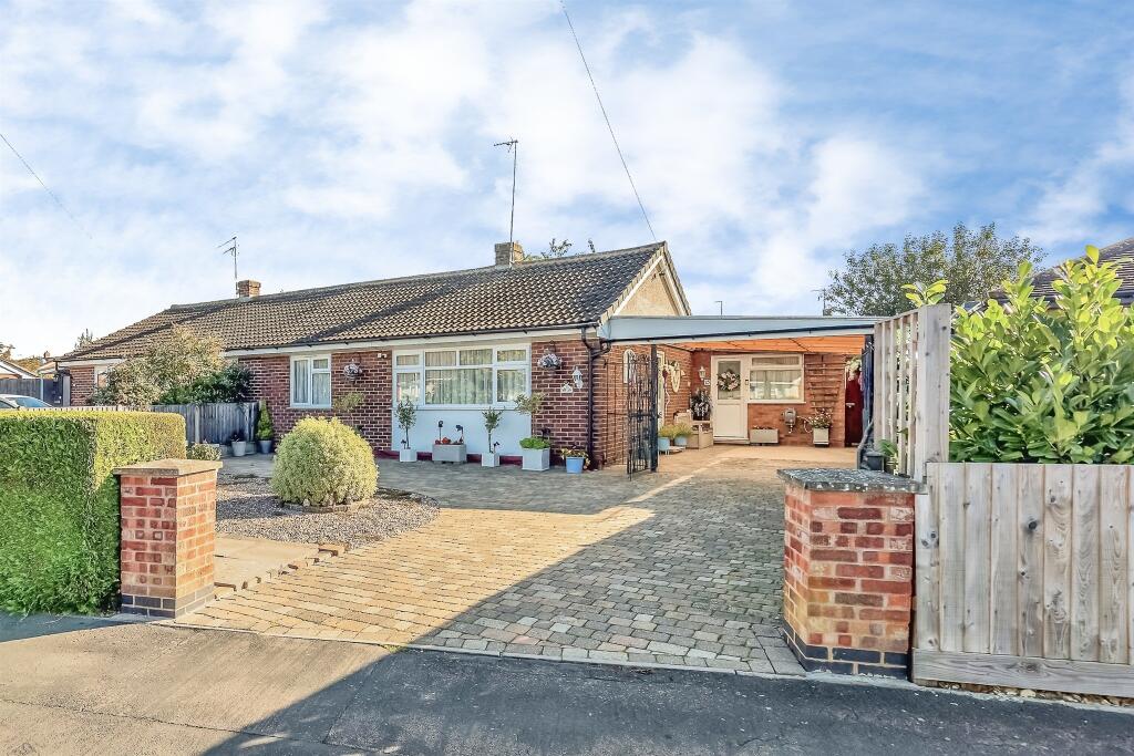 Main image of property: Rainsborough Gardens, Market Harborough