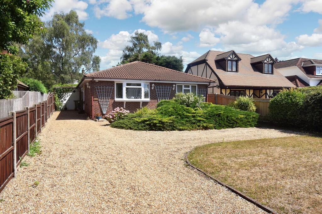 Main image of property: Hiltingbury Road, Hiltingbury, Chandler's Ford, SO53 5NS